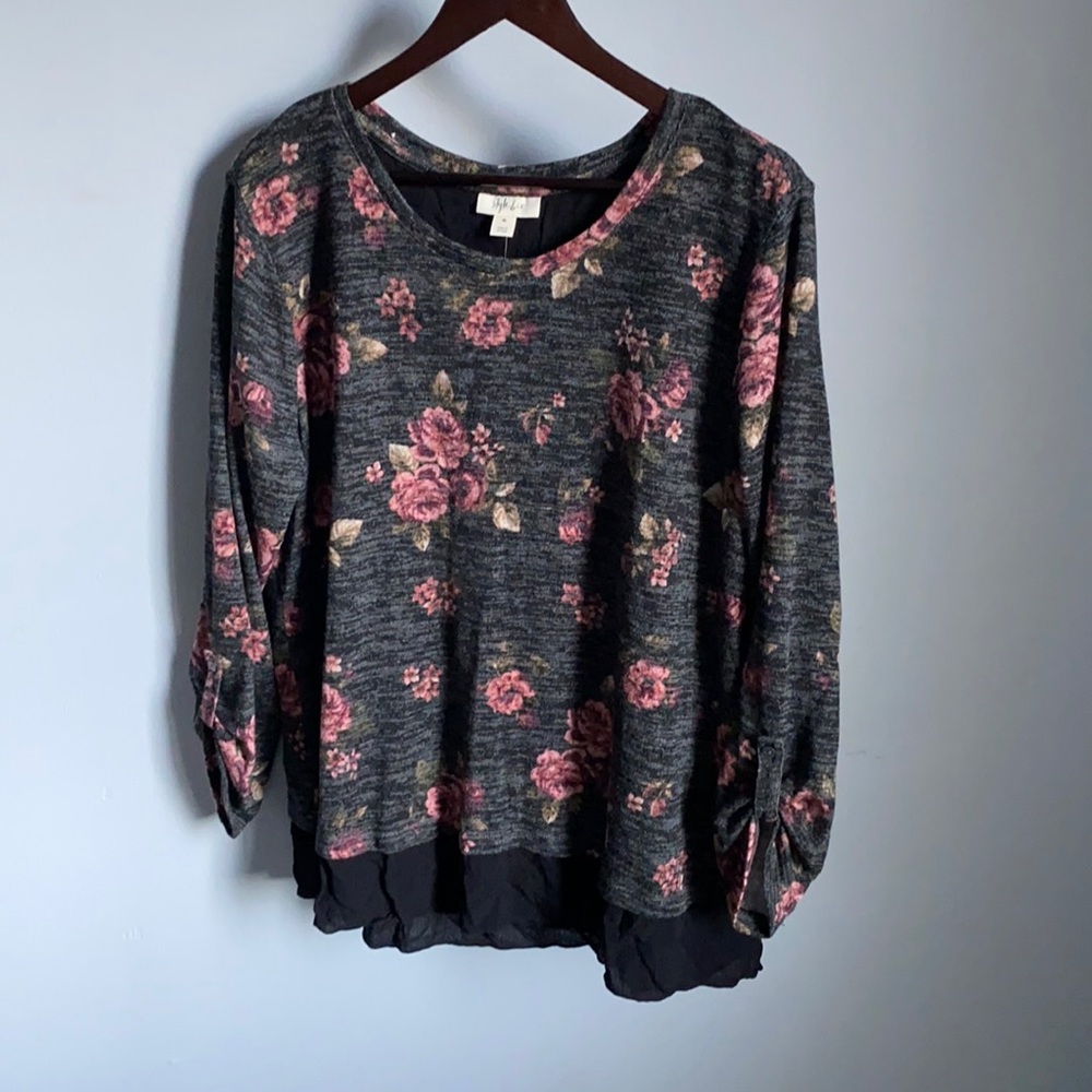 NWT! Style And Co Ladies Floral Long Sleeve Top - Picture 1 of 6